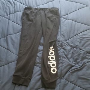 Adidas balck medium sweat pants